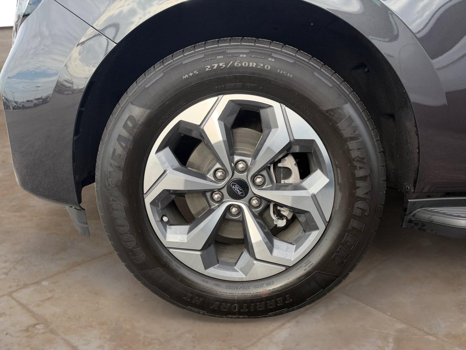 Used 2027 Gray Metallic Ford Active image 22