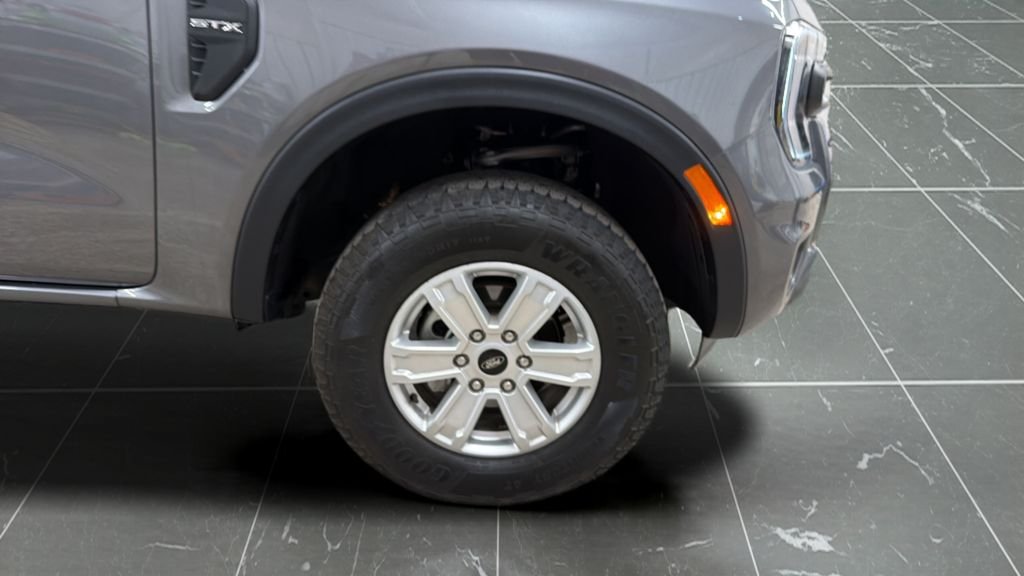 Used 2025 Gray Ford XL image 24