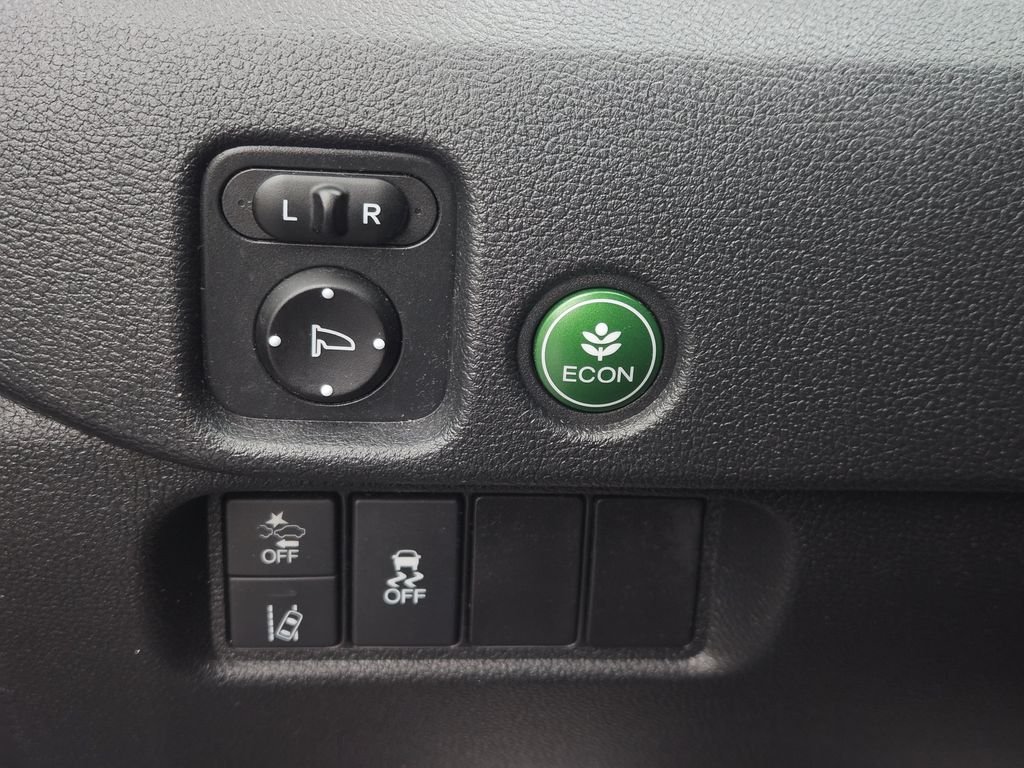 Used 2021  Honda EX-L image 23