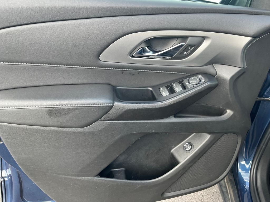 Used 2023 Blue Chevrolet LT image 11