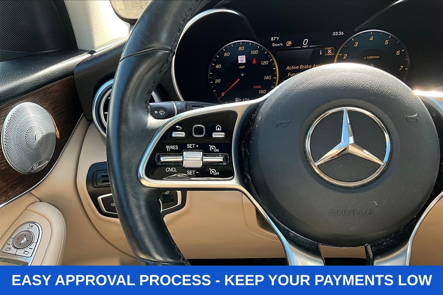 Used 2020 White Mercedes-Benz GLC 300 image 10