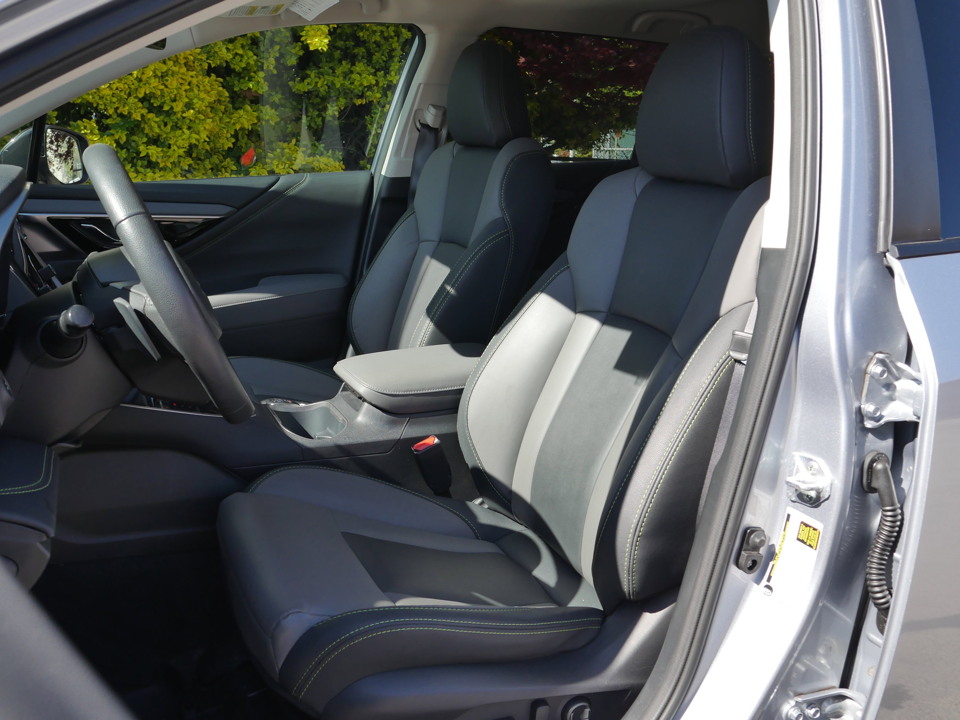 Used 2023 Ice Silver Metallic Subaru Onyx Edition XT image 32