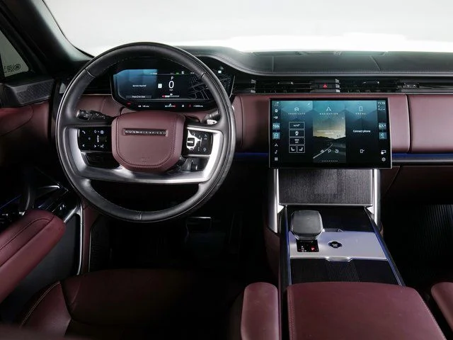 Used 2025 Hakuba Silver Metallic Land Rover Autobiography image 11