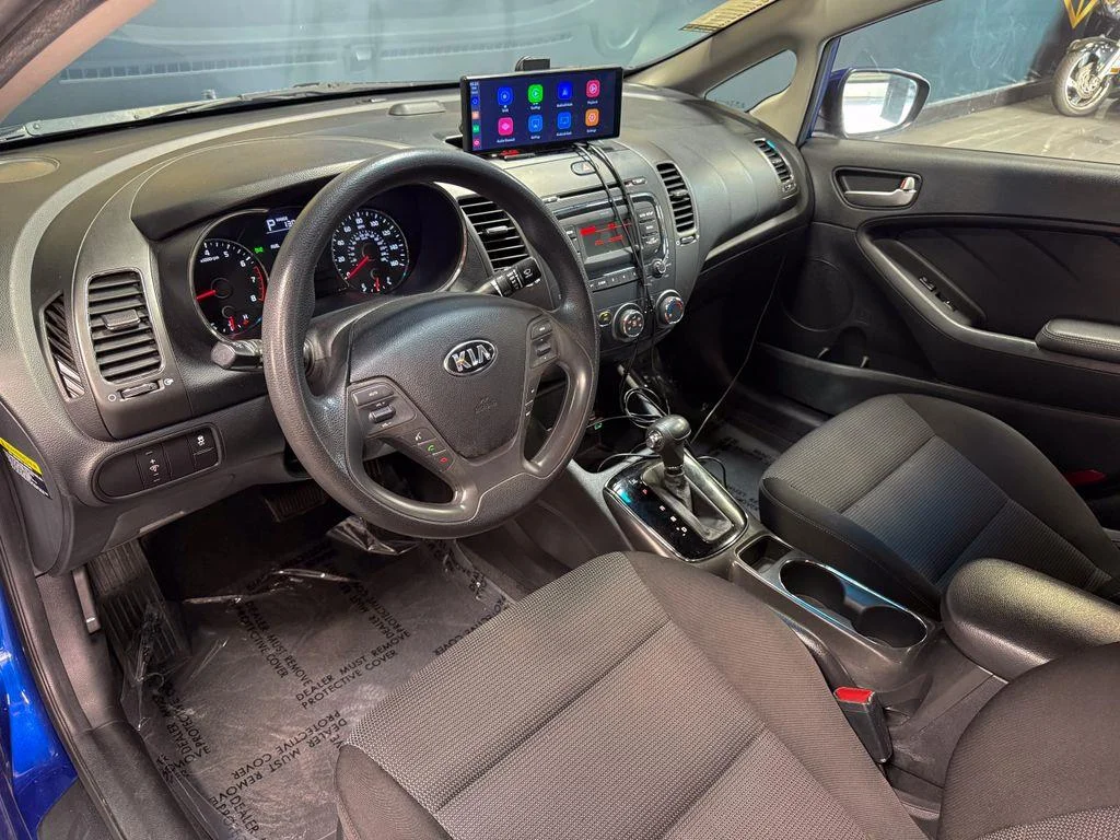 Used 2017 Deep Sea Blue Kia LX image 10