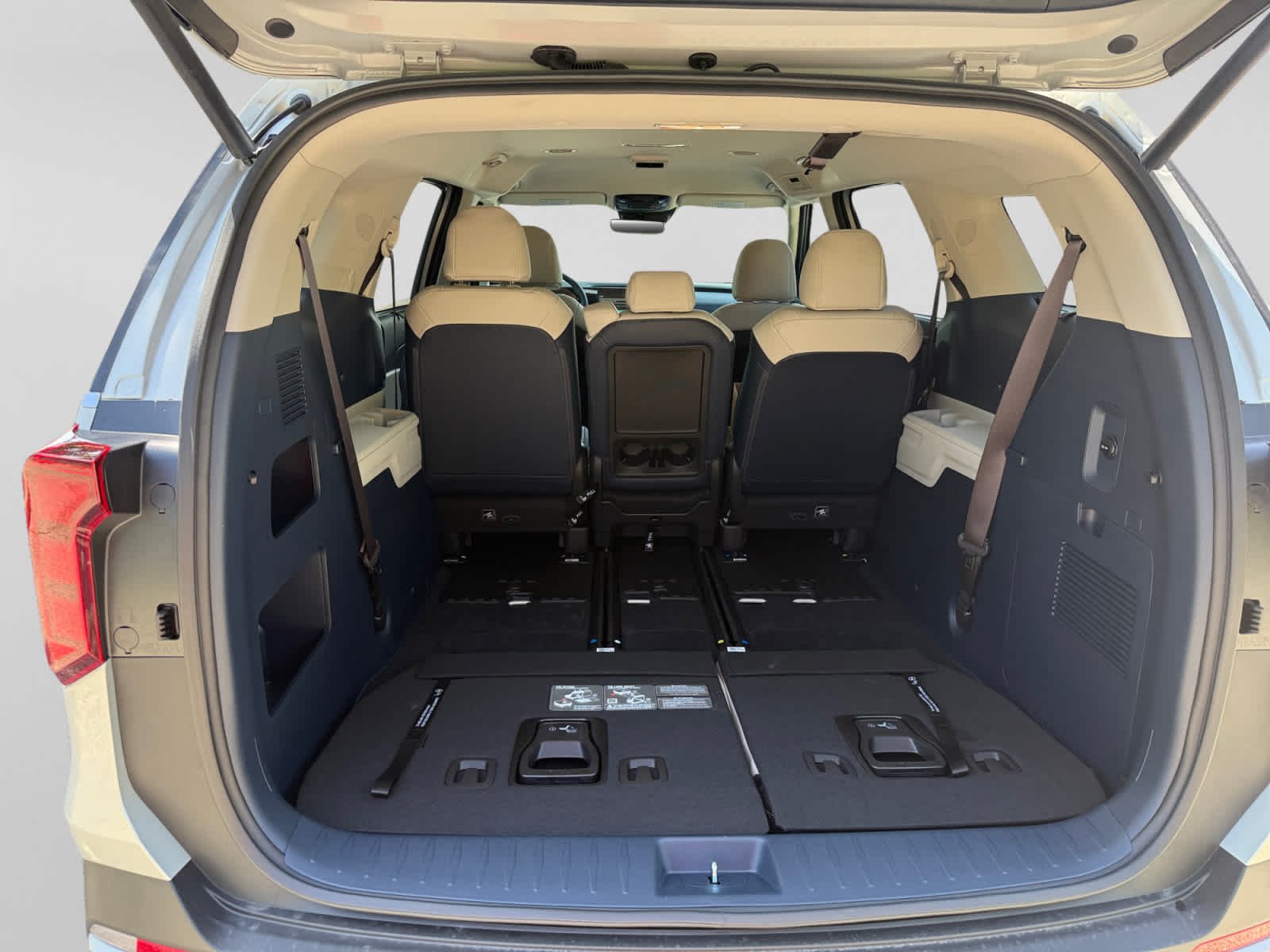 New 2026 Ivory Silver Kia EX image 23