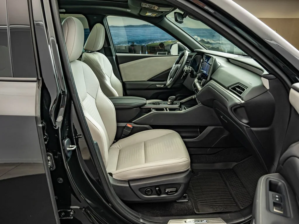 2025 Lexus TX Premium - Photo 36