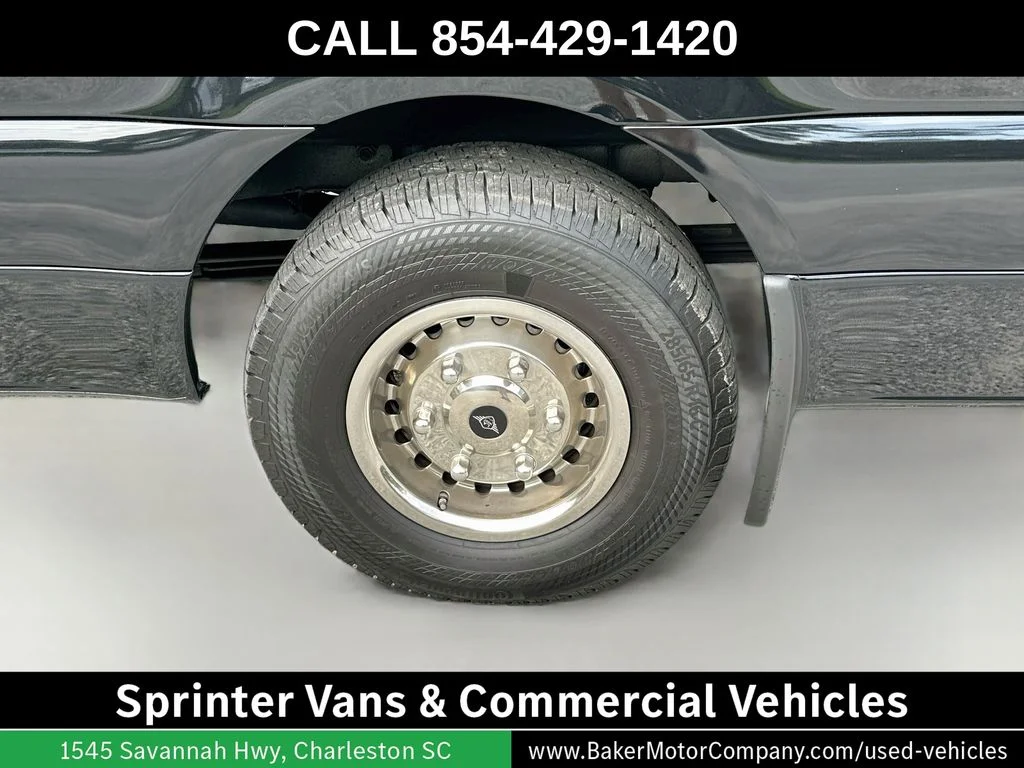 Used 2023 Obsidian Black Metallic Mercedes-Benz LA West Executive Shuttle image 34