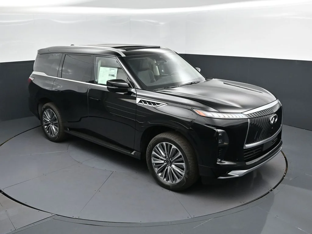 2026 INFINITI QX80 Luxe's photo