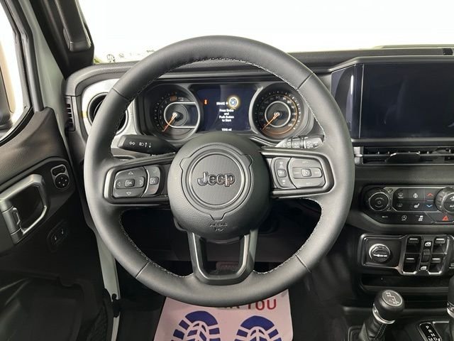 Used 2026 White Jeep Sport S image 20