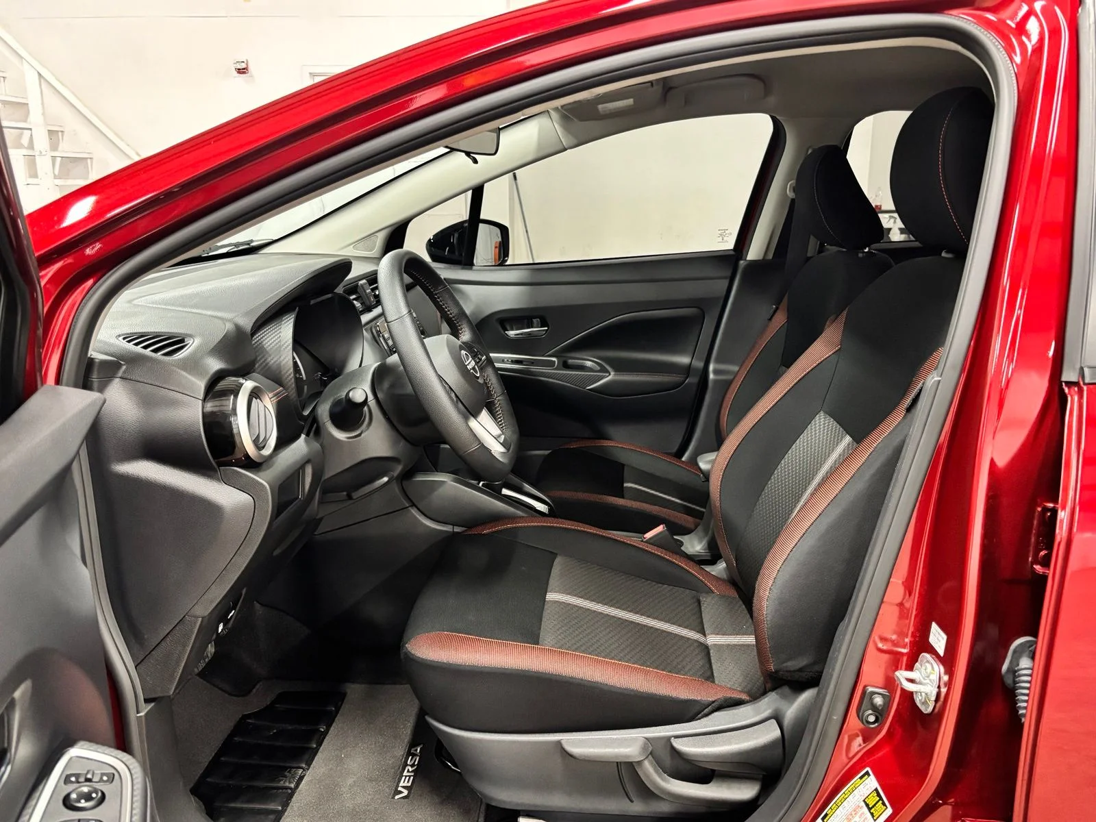 Used 2025 Red Nissan 1.6 SR image 16