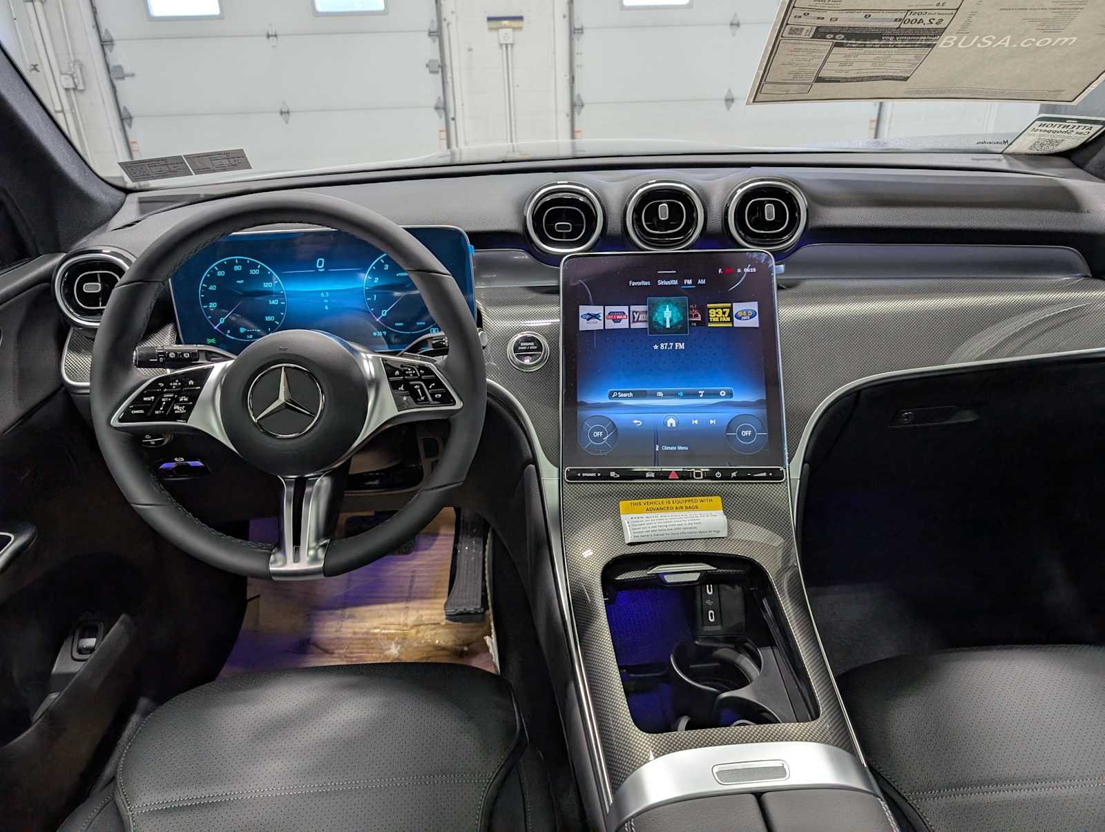 Used 2026 Obsidian Black Metallic Mercedes-Benz GLC 300 image 16