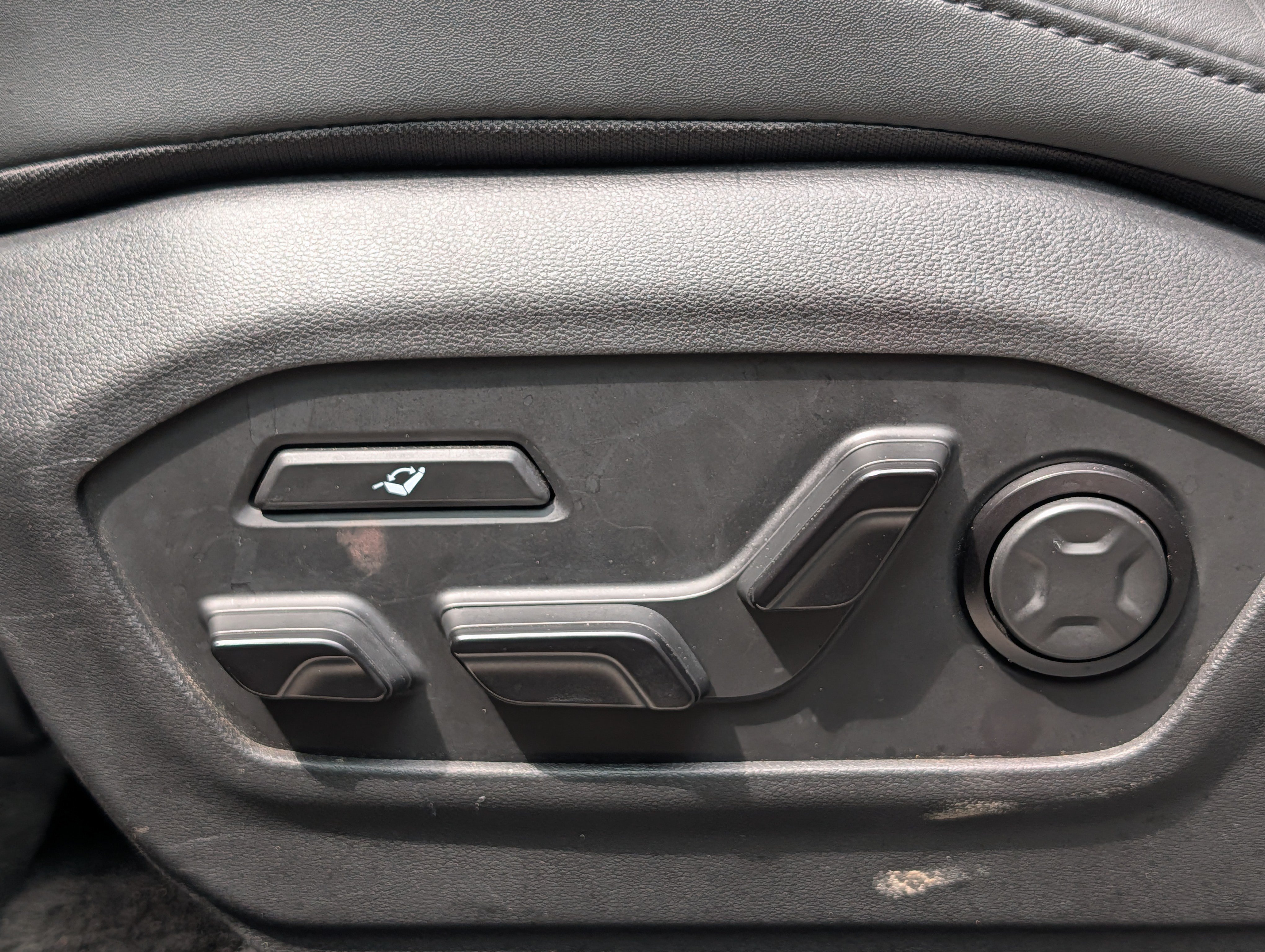2025 Hyundai Santa Fe Calligraphy - Photo 20