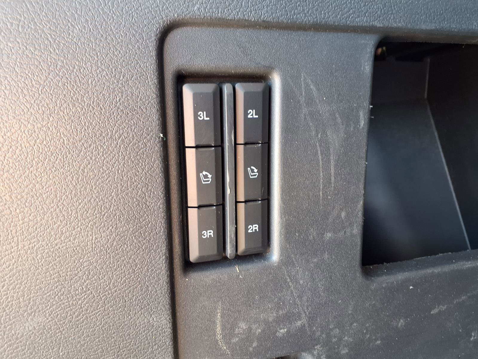 Certified Used 2023 Oxford White Ford XLT image 23