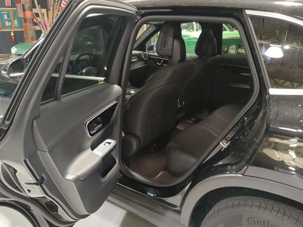 Used 2023 Black Mercedes-Benz GLC 300 image 12