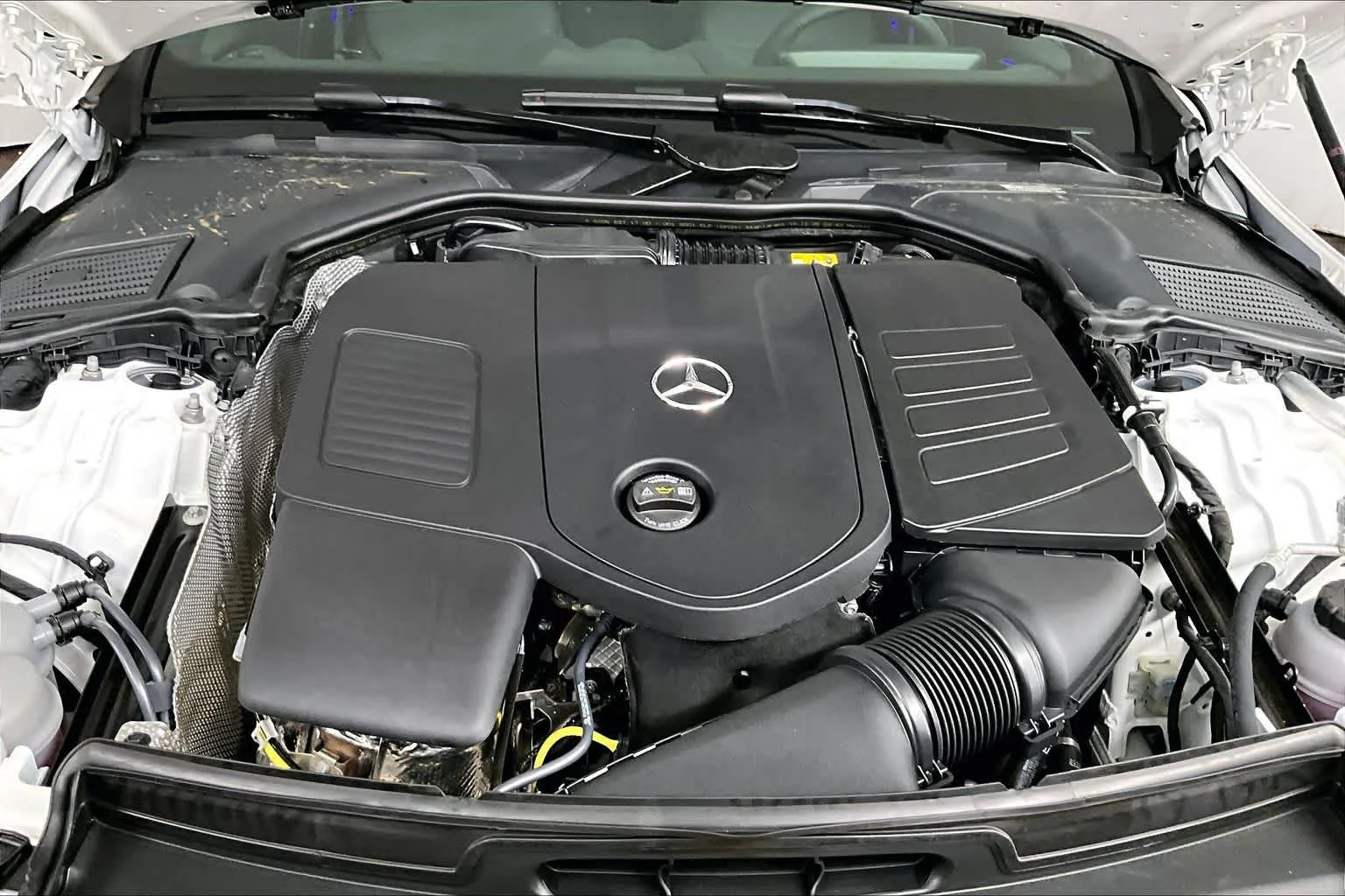 New 2026 Polar White Mercedes-Benz C 300 image 15