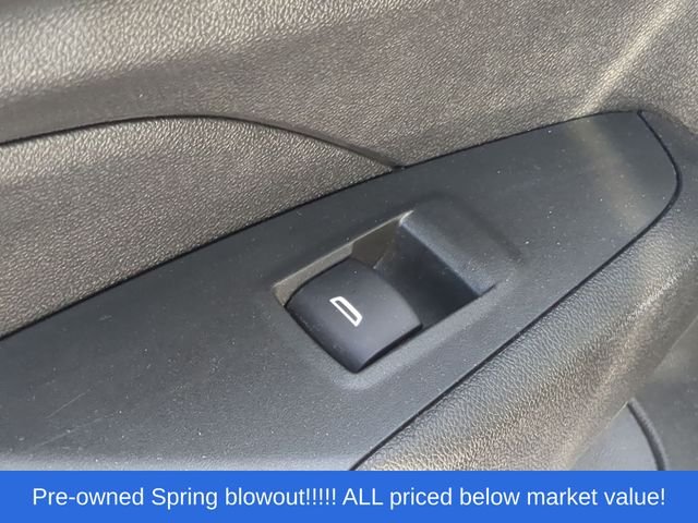 Used 2025 White Chevrolet LS image 35