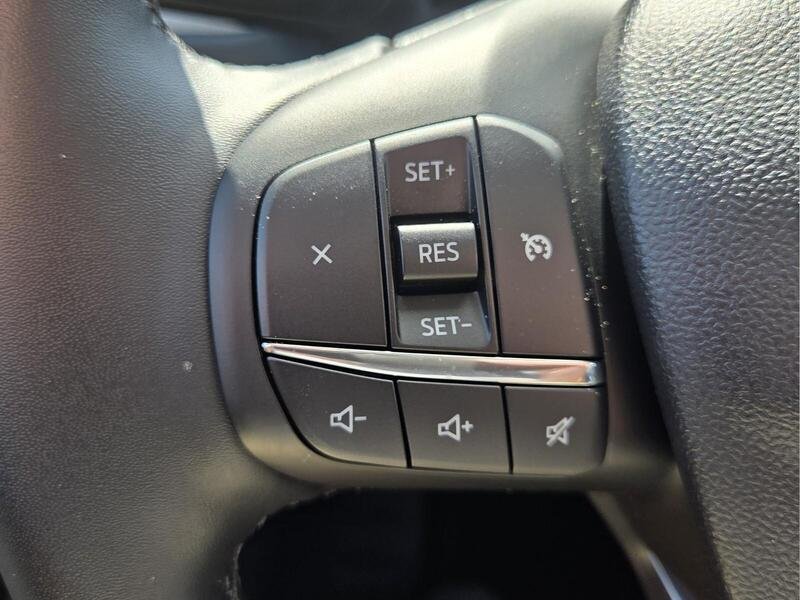 Used 2025 Azure Gray Metallic FORD XLT AWD SUPERCREW image 32