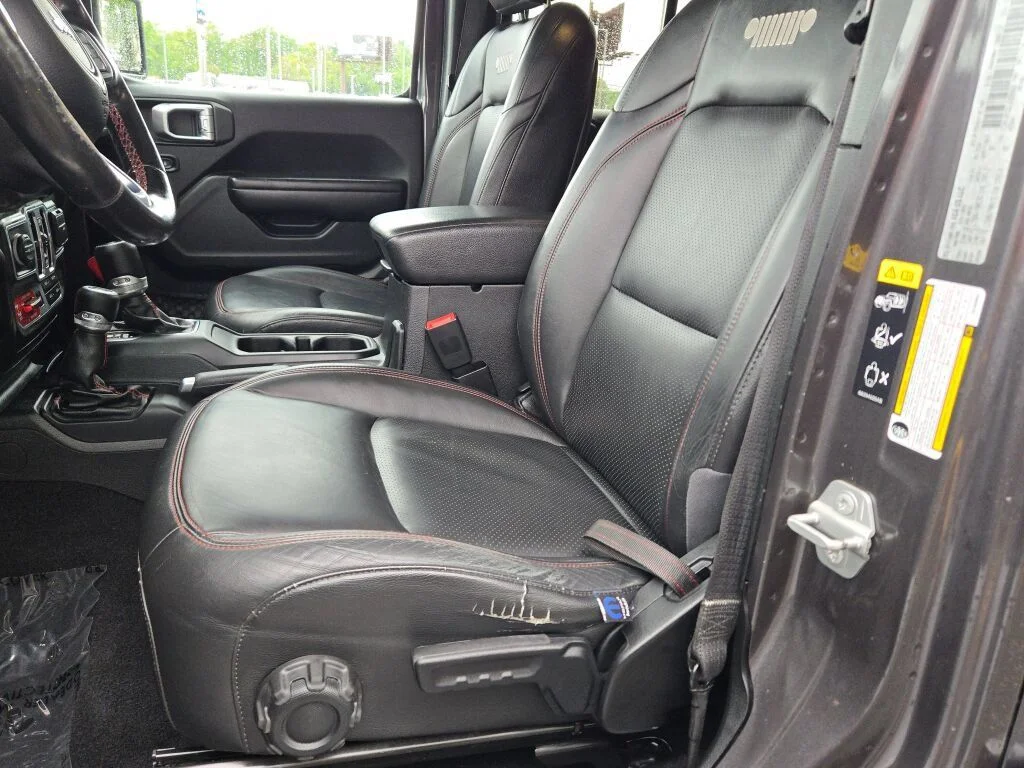 Used 2020 Gray Jeep Unlimited Rubicon image 22
