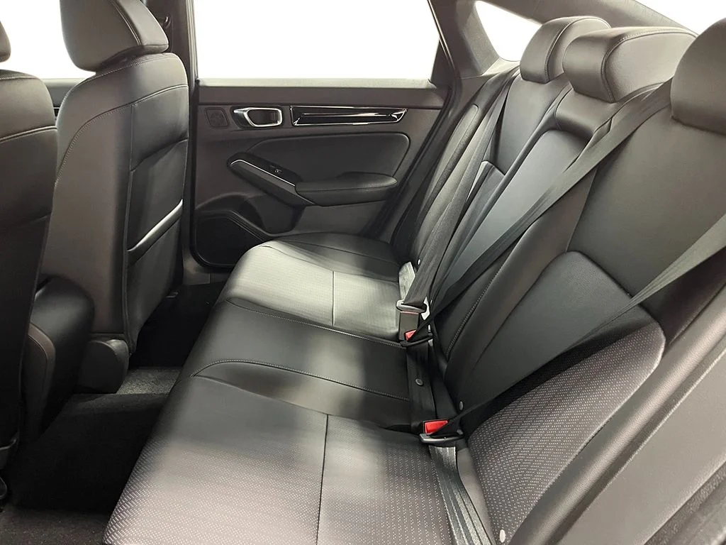 New 2026 Platinum White Pearl Honda Sport Touring image 28