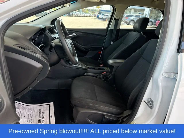 Used 2018 White Ford SE image 16