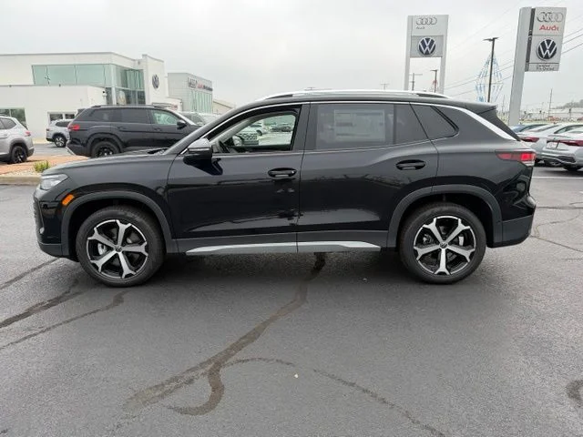 New 2026 Deep Black Pearl Volkswagen 2.0T SE image 4