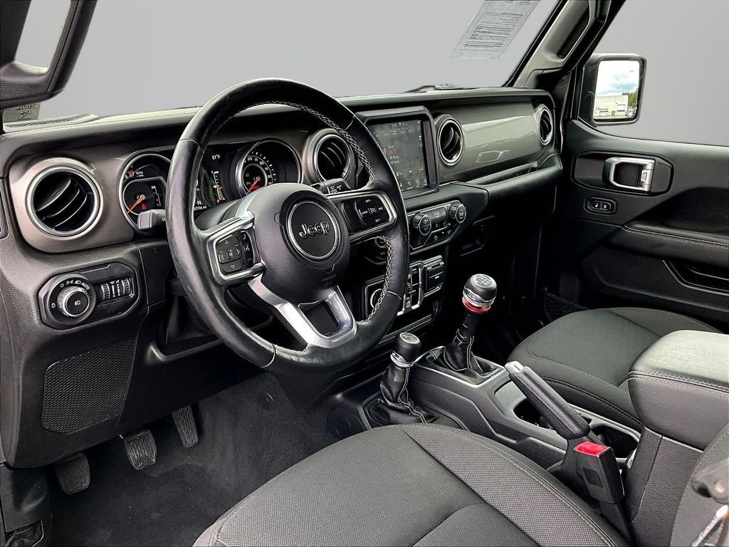 Used 2019 Gray Jeep Unlimited Sahara image 21