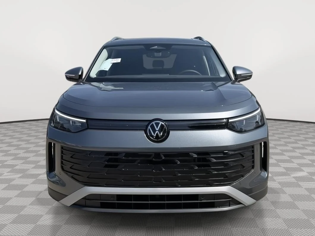New 2026 Platinum Gray Metallic Volkswagen SE image 8