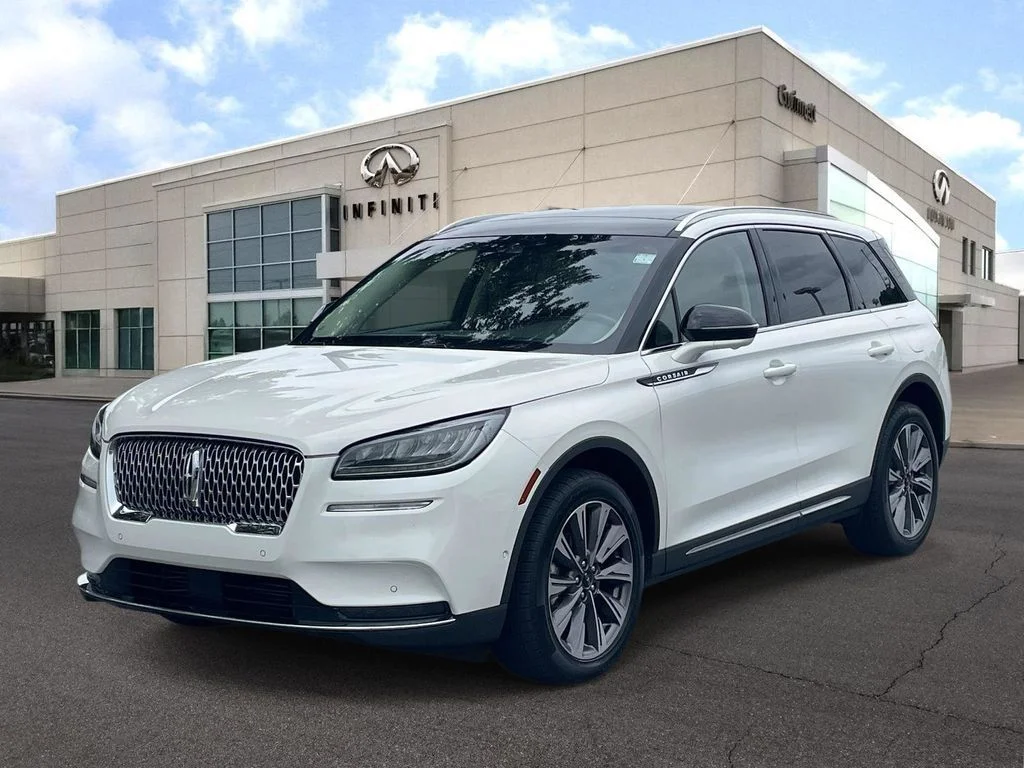 Used 2020 White Lincoln Reserve image 1
