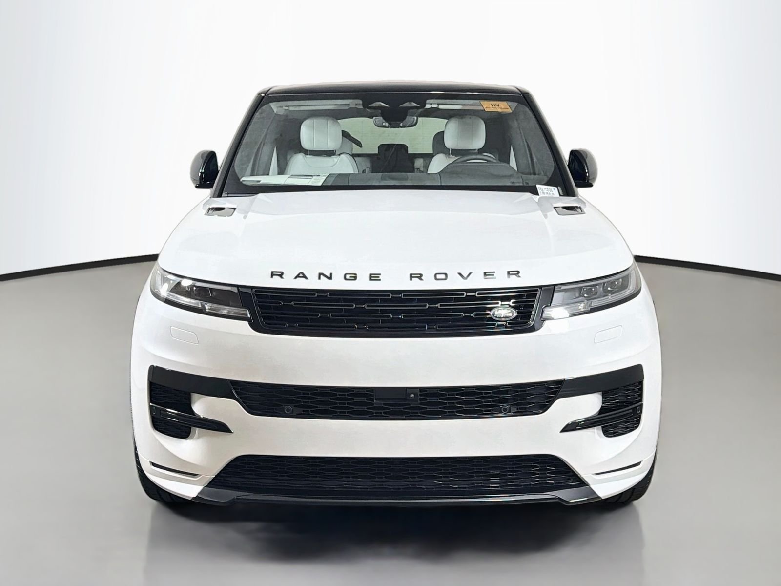New 2027 Ostuni Pearl White Land Rover Battersea Edition image 8