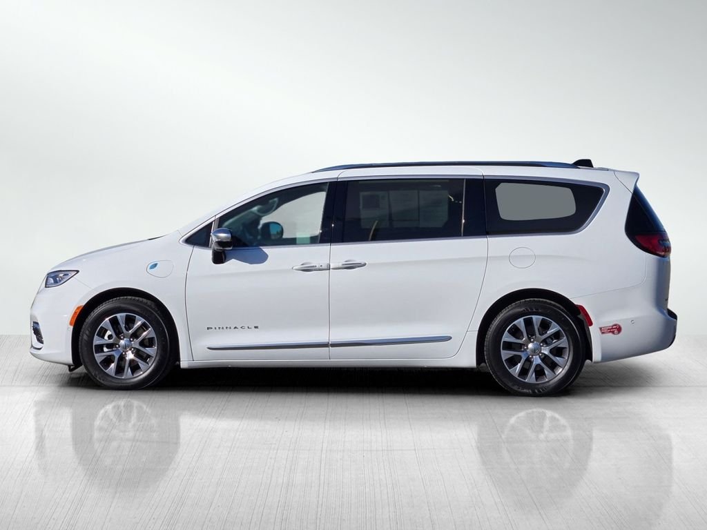 Used 2023 Bright White Clearcoat Chrysler Hybrid Pinnacle image 6