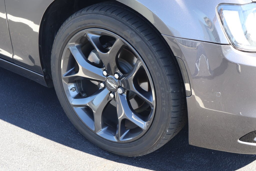 2023 Chrysler 300 S - Photo 8