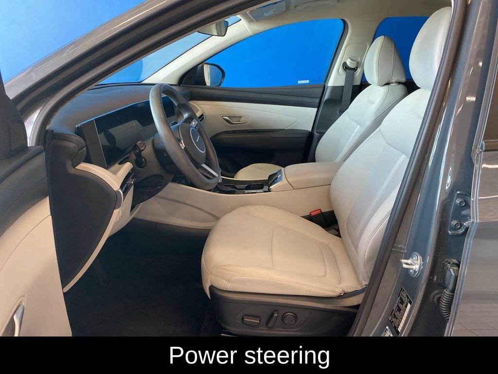 Used 2025 Grey Hyundai SEL image 10
