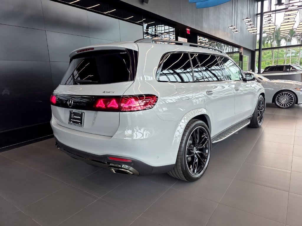 New 2027 MANUFAKTUR Alpine Grey Mercedes-Benz GLS 450 image 24