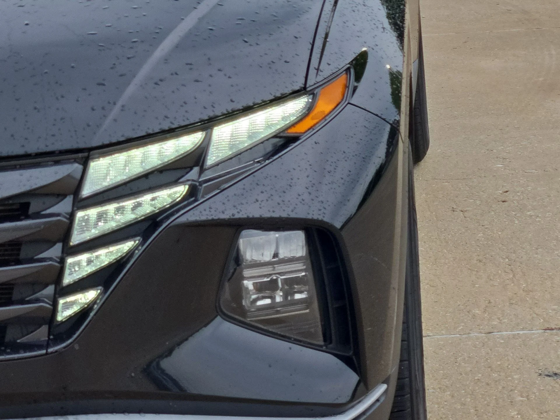 Used 2024 Black Pearl Hyundai SEL image 10