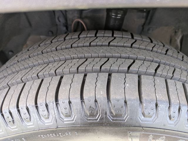 2024 Toyota RAV4 XLE Premium - Photo 11