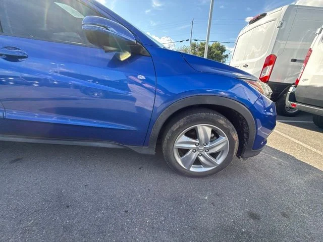 Used 2020  Honda EX image 19