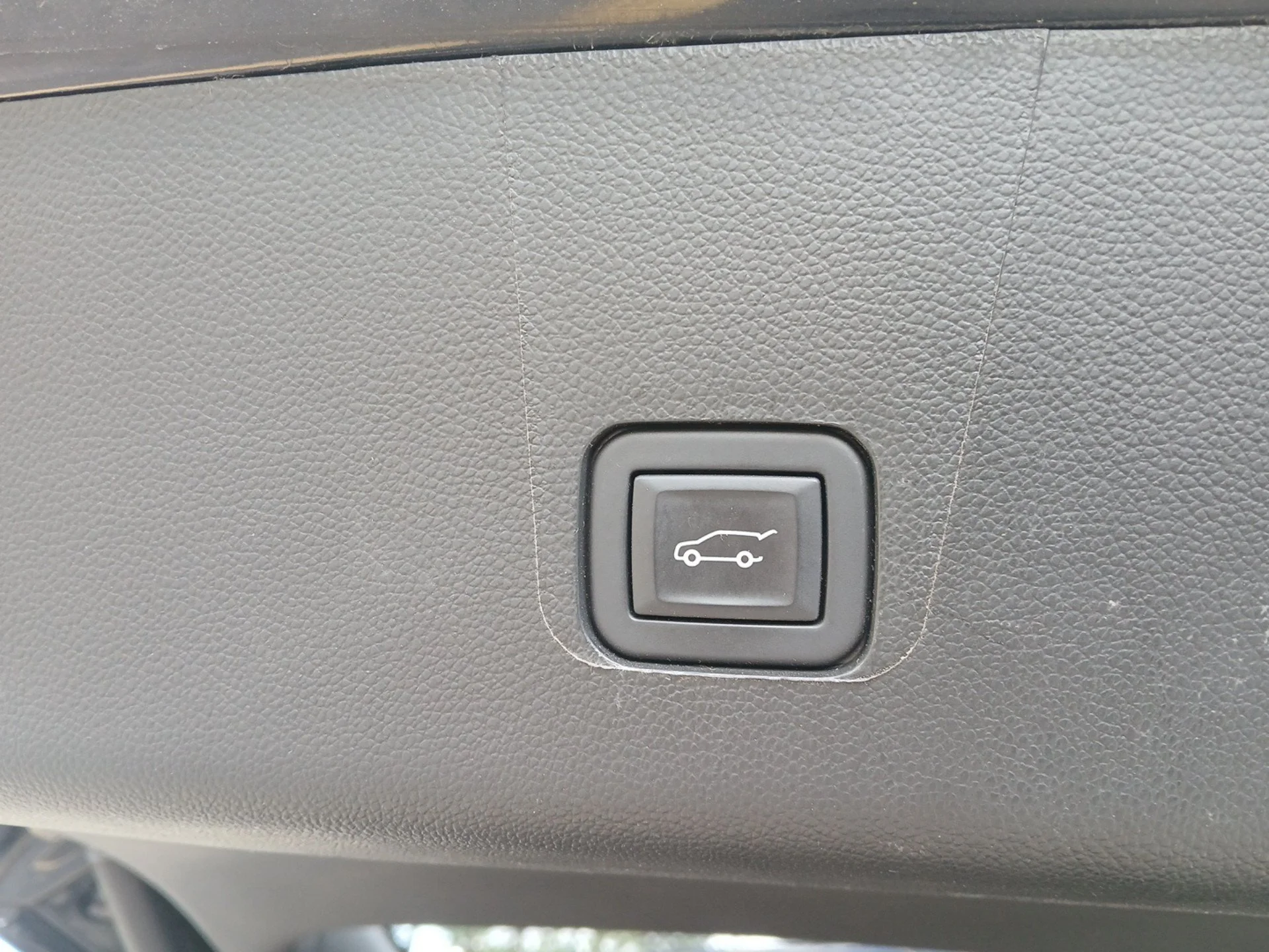 Used 2023 Mosaic Black Metallic Chevrolet RS image 26