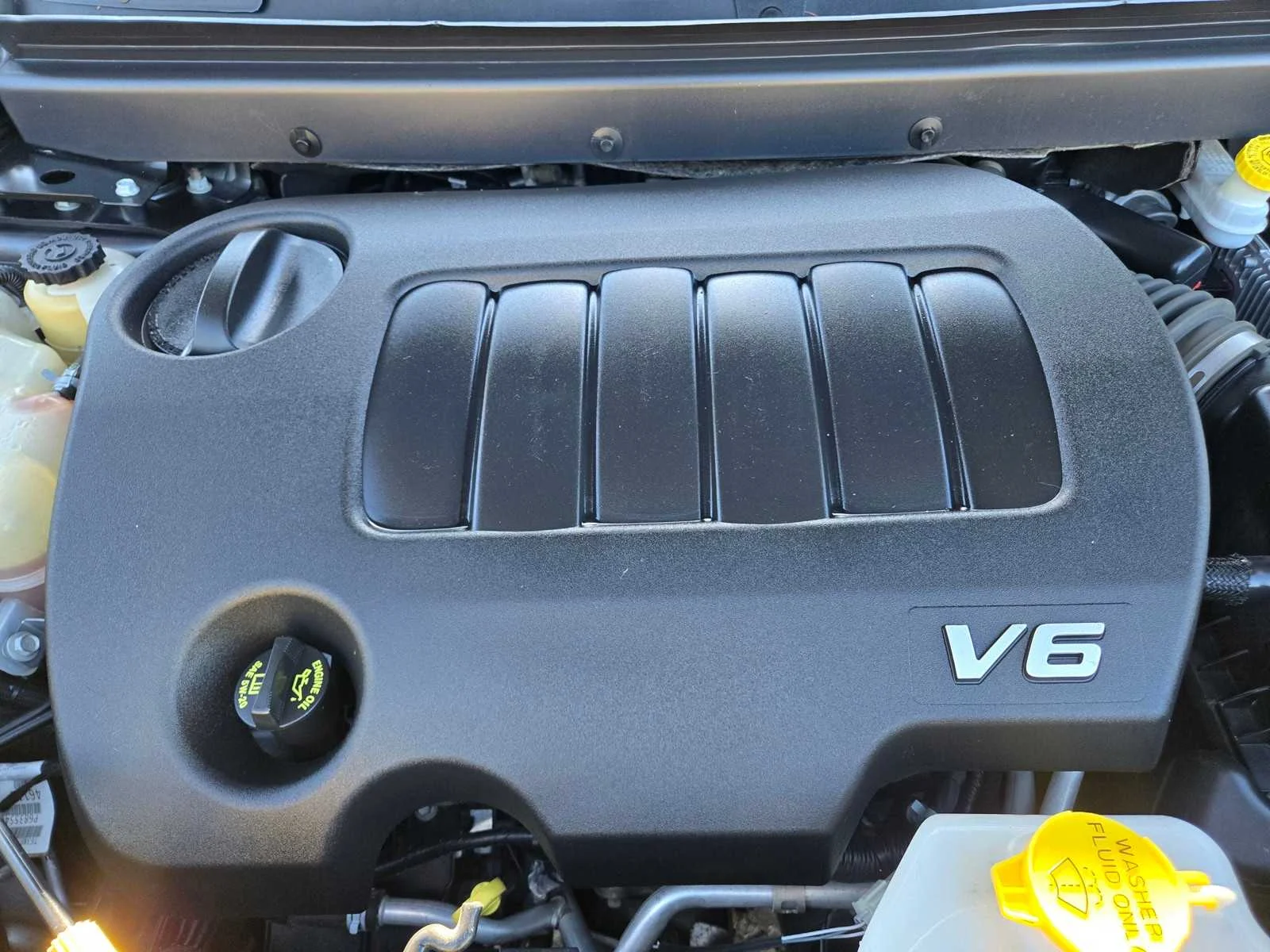 Used 2018  Dodge Crossroad image 30
