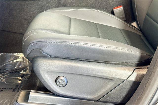 New 2026 Selenite Grey Metallic Mercedes-Benz GLS 450 image 47