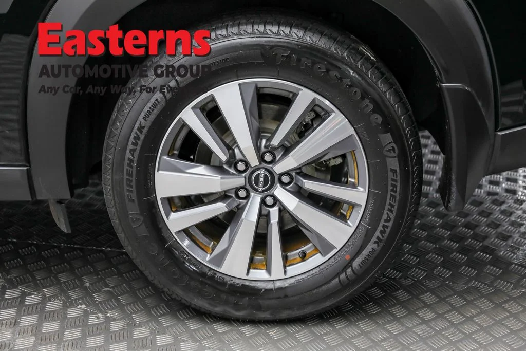 Used 2023 Black Nissan SL image 8
