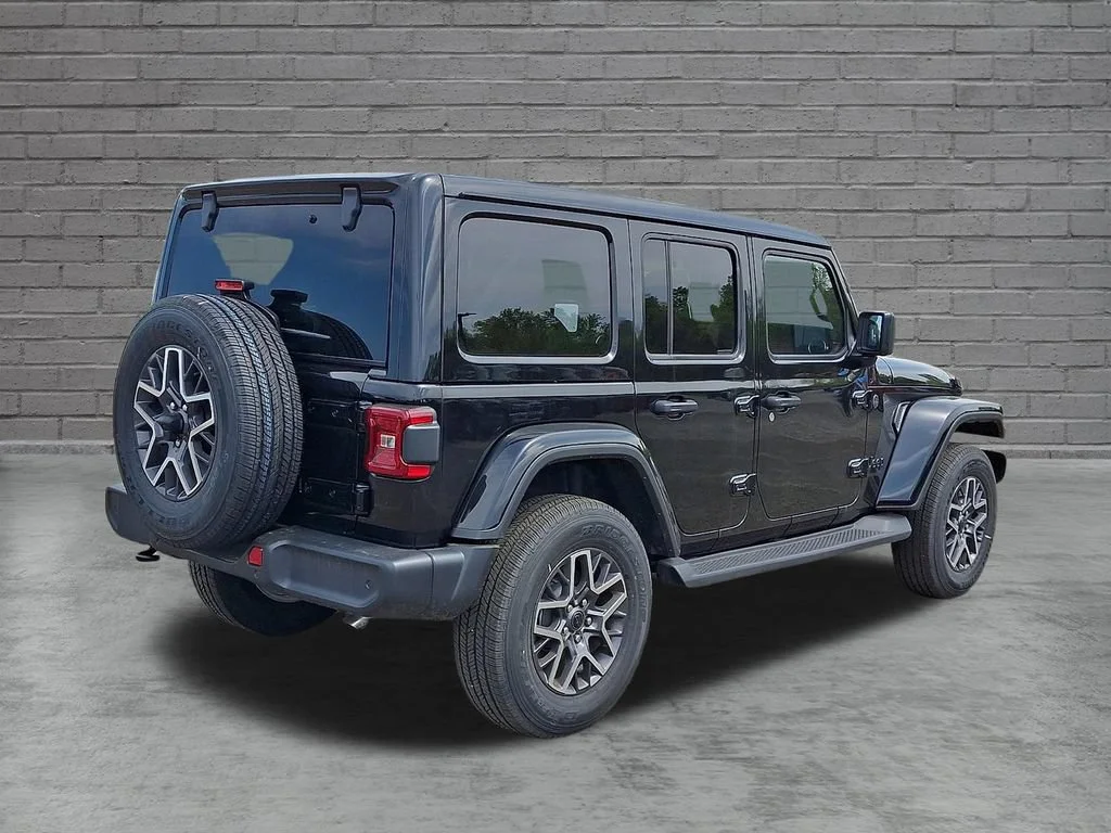 New 2026 Black Clearcoat Jeep Sahara image 8
