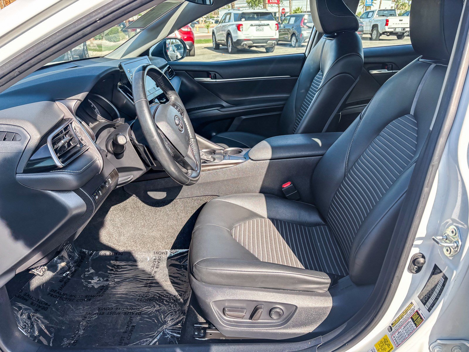 Certified Used 2024 Ice Cap Toyota SE image 19