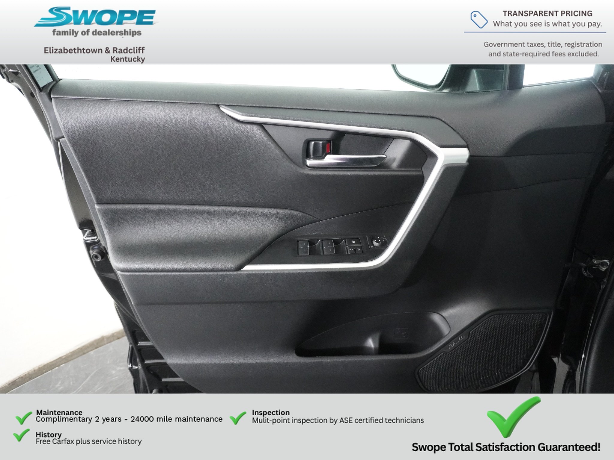 2024 Toyota RAV4 XLE - Photo 14