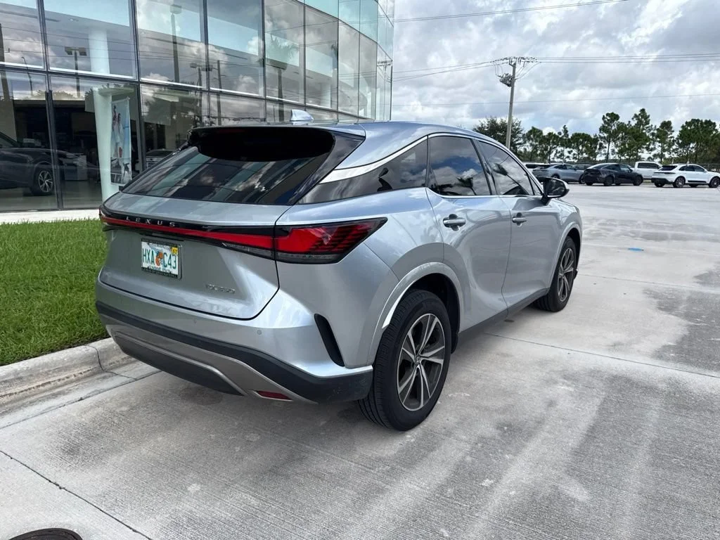Used 2024 Silver Lexus  image 6