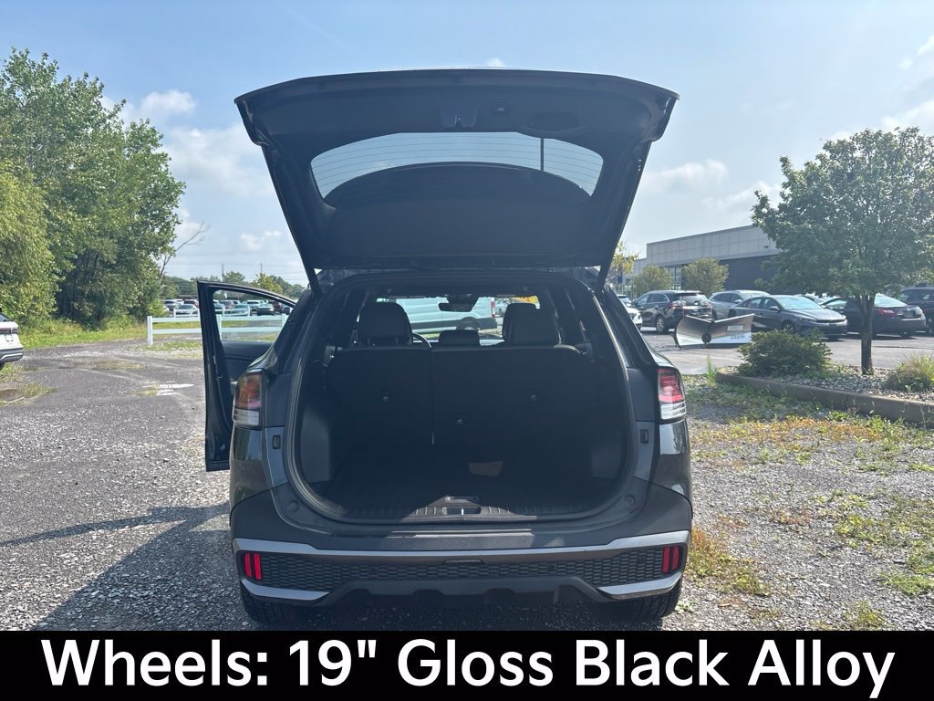 Used 2023 Gray Kia X-Line image 14