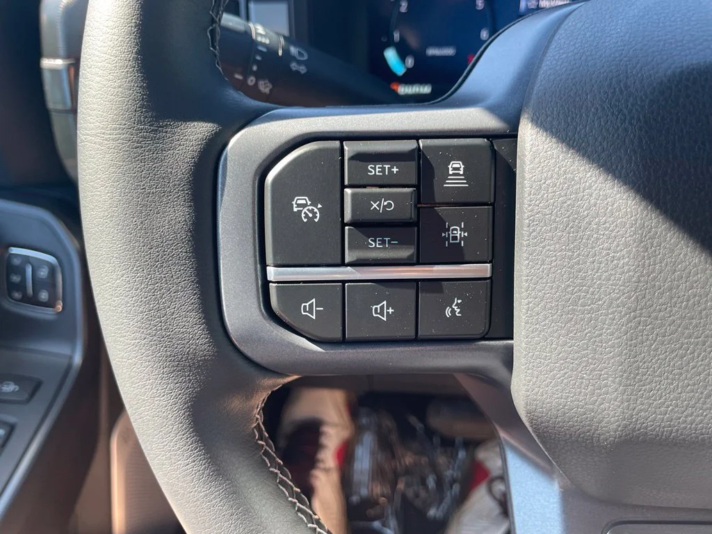 New 2026 Agate Black Metallic Ford Lariat® image 17