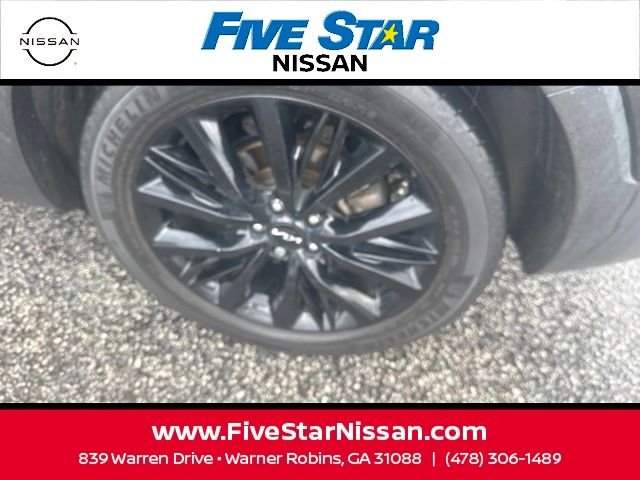 Used 2022 Black Kia SX image 13