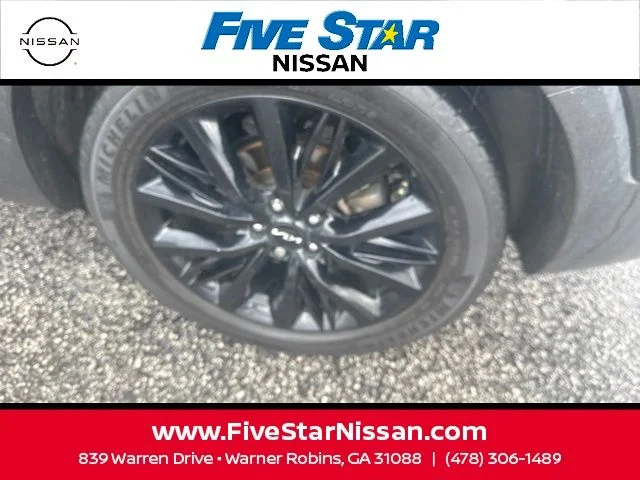 Used 2022 Black Kia SX image 13