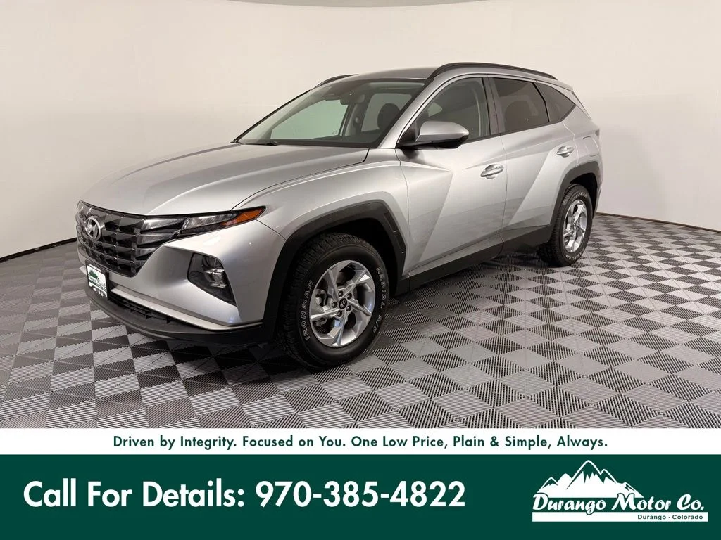 Used 2024 Silver Hyundai SEL image 1
