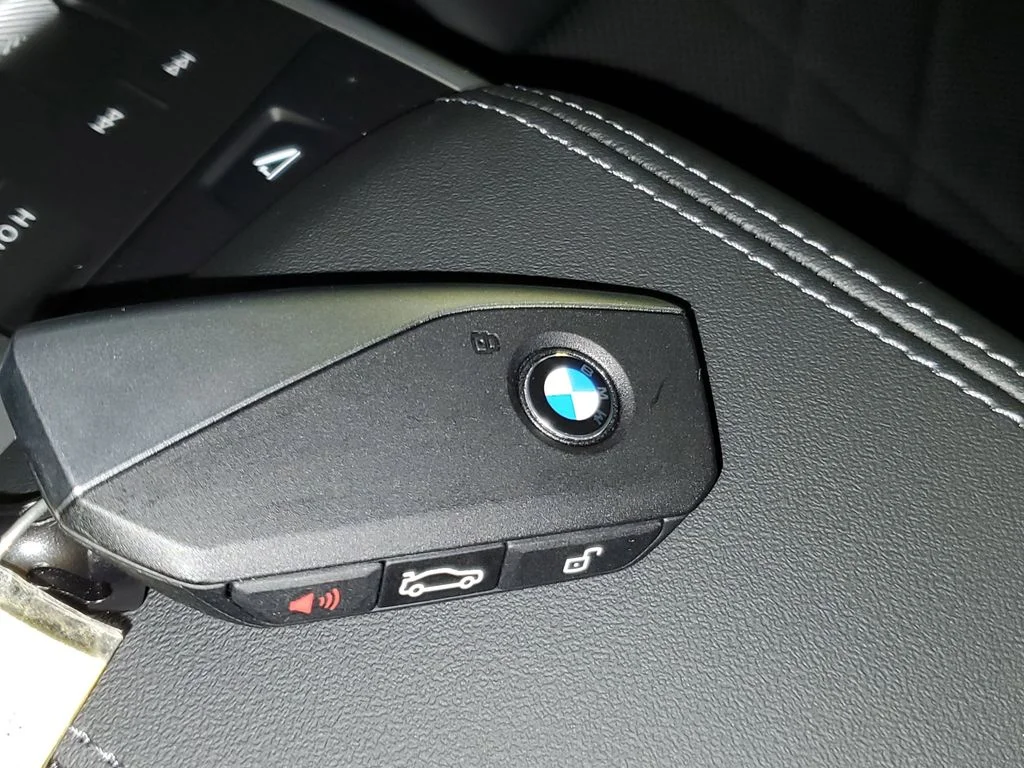 Used 2026 Red BMW xDrive28i image 25